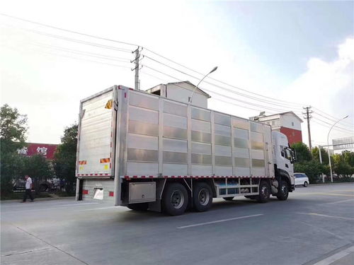 新規(guī)下的廂式豬仔運(yùn)輸車 安裝標(biāo)準(zhǔn)與安全運(yùn)輸全解析